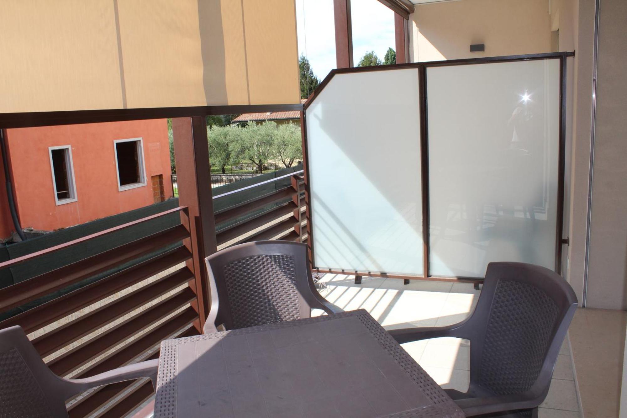 Residenza Sante Aparthotel Lazise Ruang foto