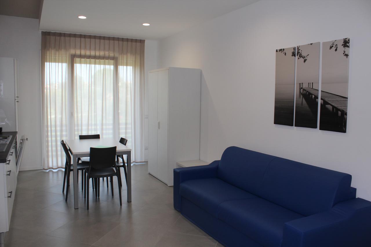 Residenza Sante Aparthotel Lazise Bagian luar foto